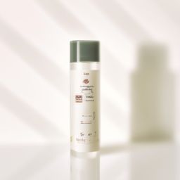 <strong>美容</strong>院用的護膚產(chǎn)品有哪些？及<strong>美容</strong>院用的護膚產(chǎn)品有哪些品牌？